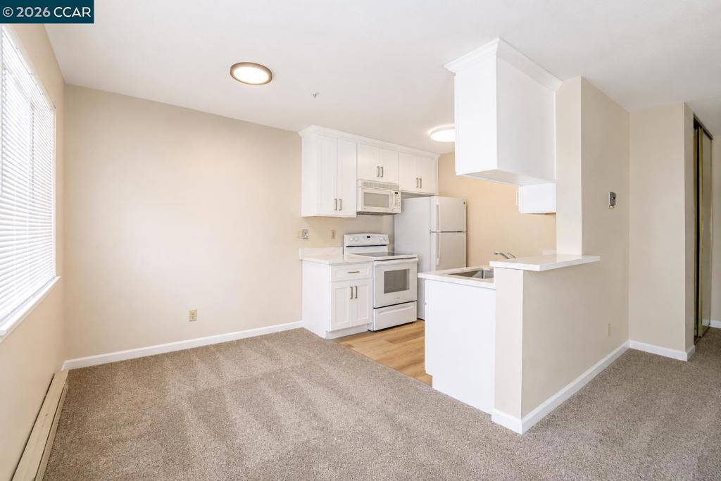 3670 Silver Oaks Way Property Photo 14