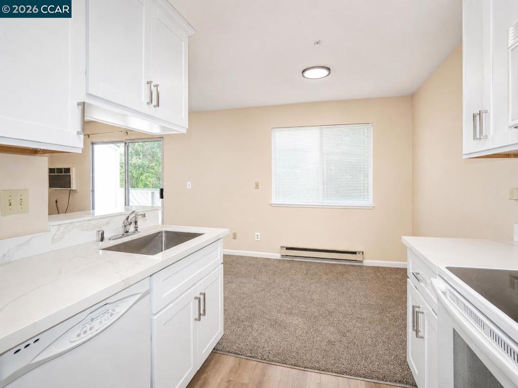 3670 Silver Oaks Way Property Photo 18