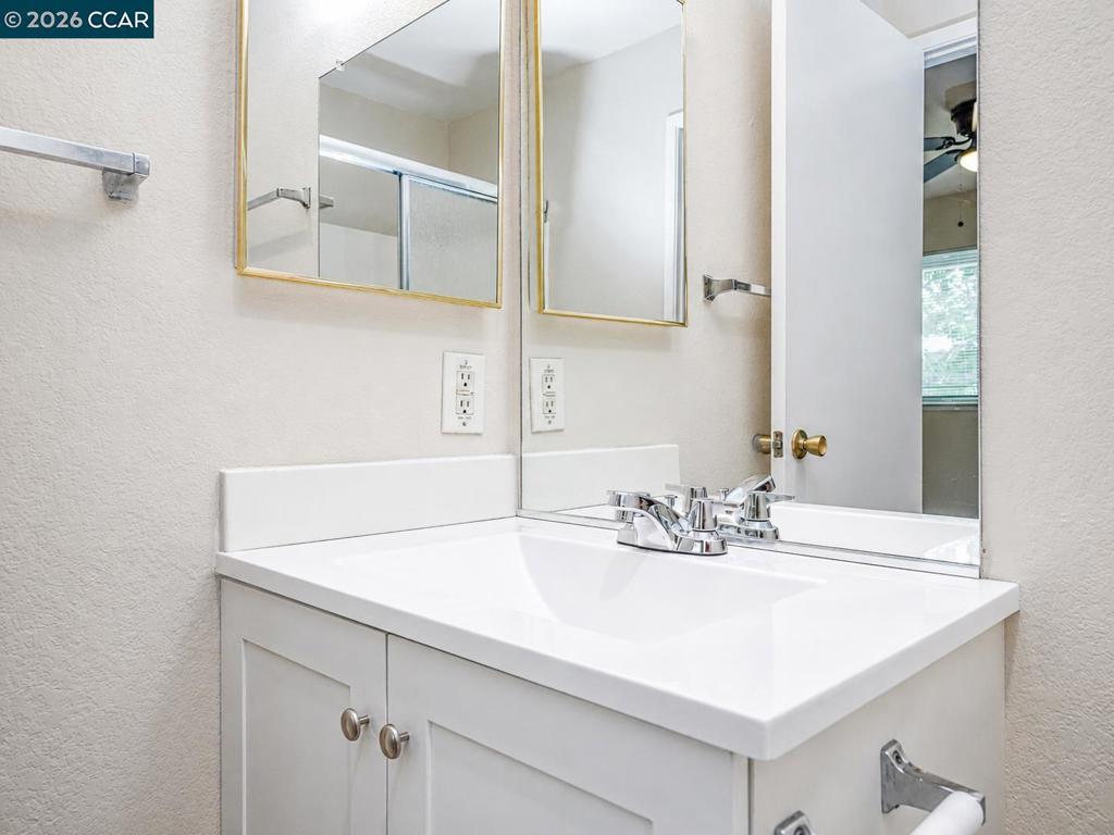 3670 Silver Oaks Way Property Photo 24