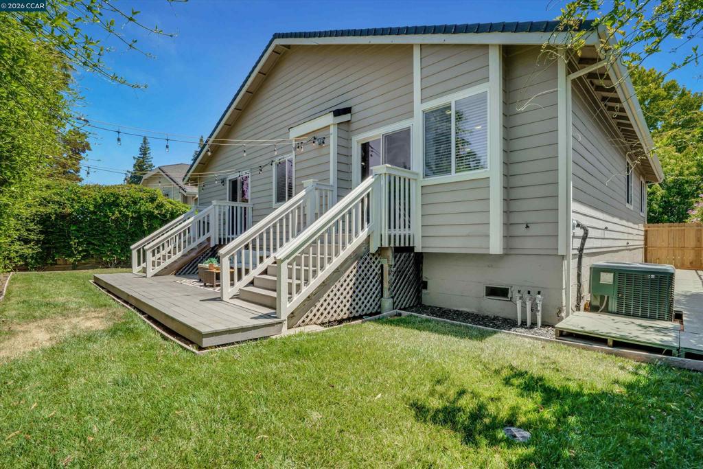 3190 Castro St Property Photo 28