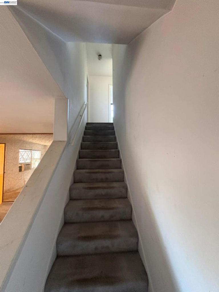 4131 Chaucer Drive Property Photo 26