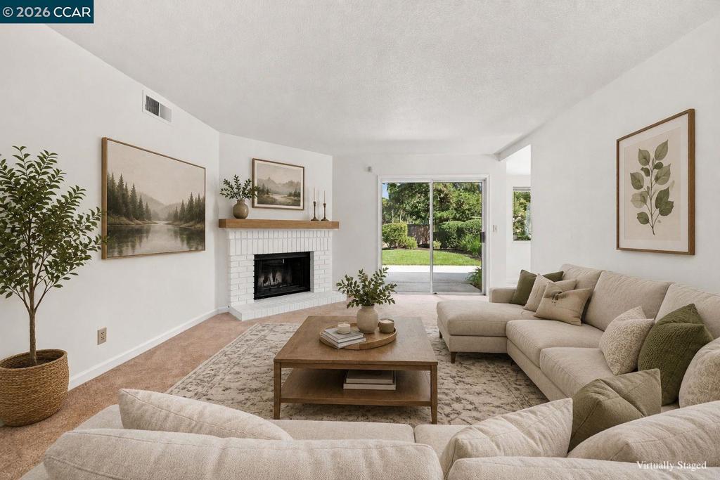 147 Summerset Court Property Photo 2