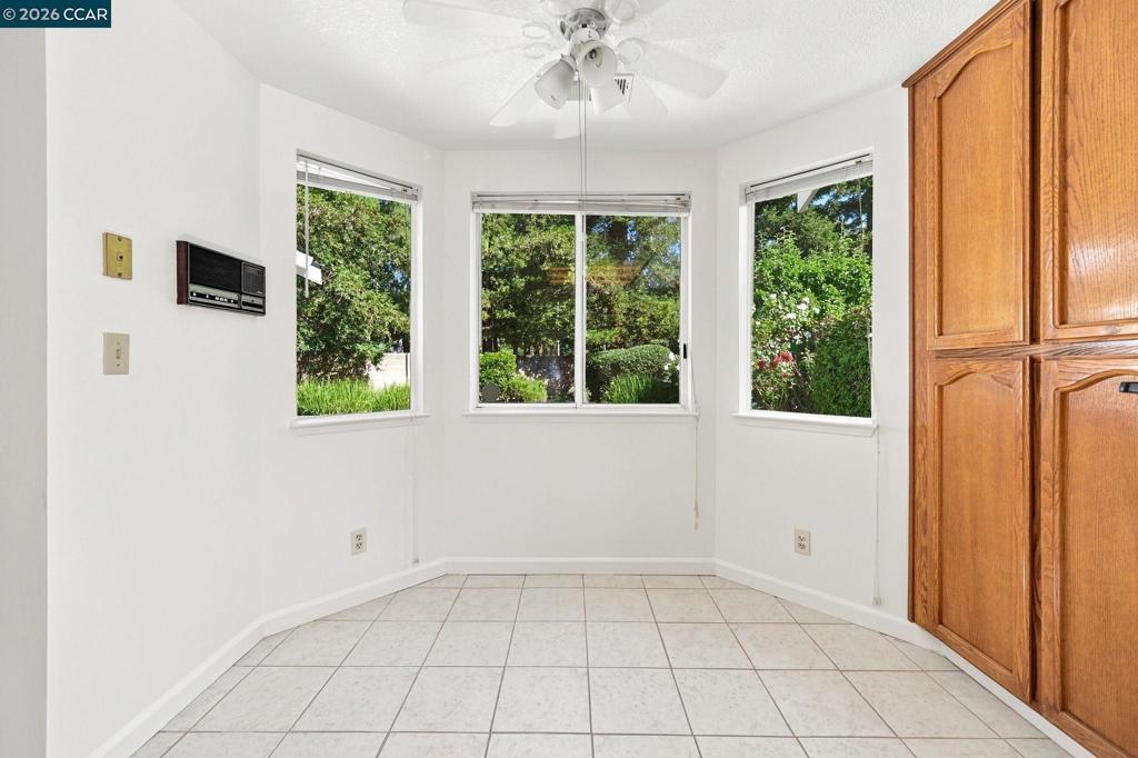 147 Summerset Court Property Photo 8