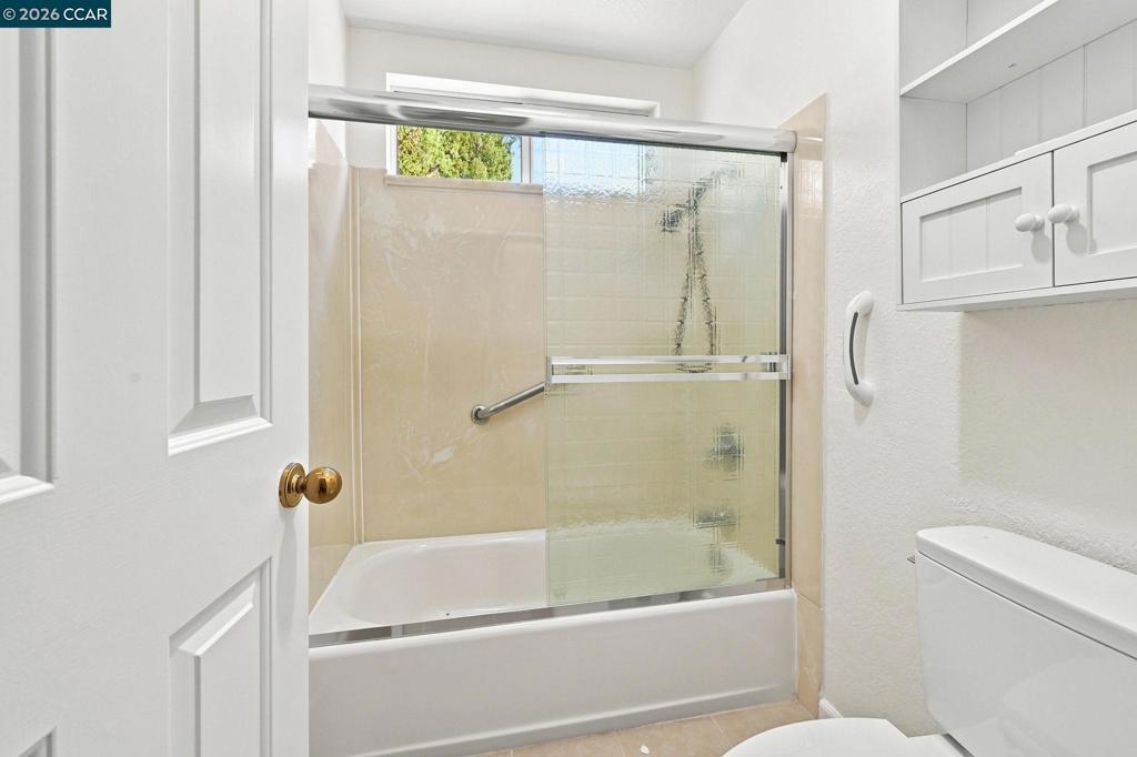 147 Summerset Court Property Photo 11