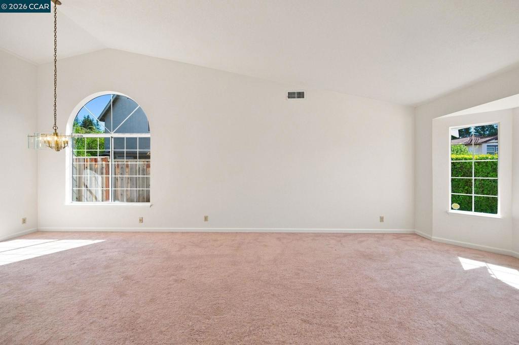 147 Summerset Court Property Photo 17