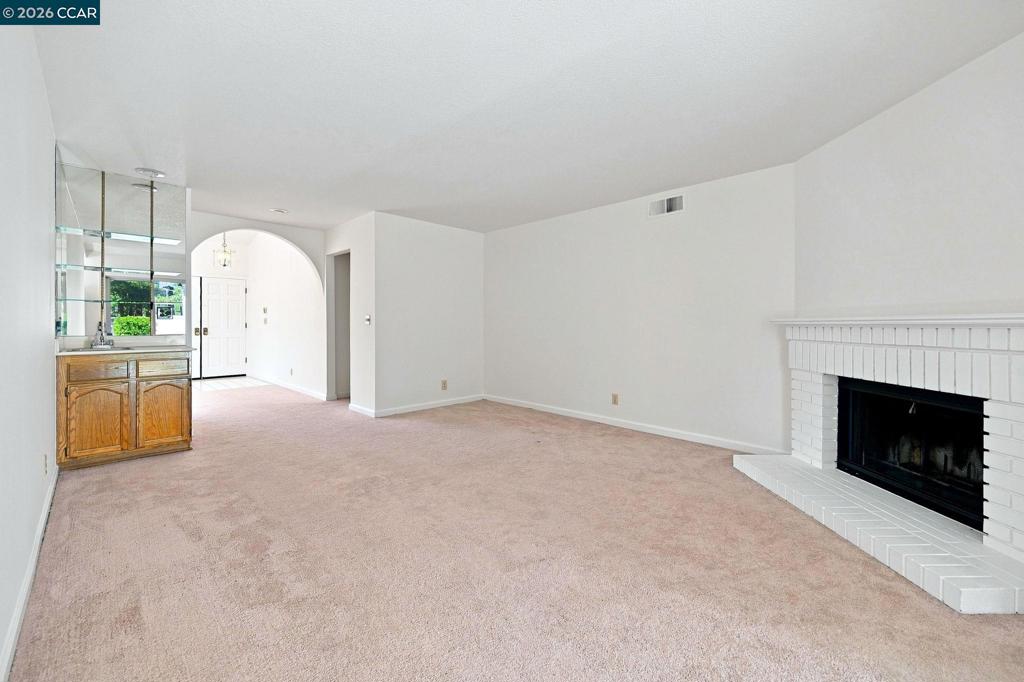 147 Summerset Court Property Photo 19