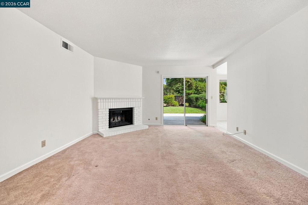 147 Summerset Court Property Photo 20