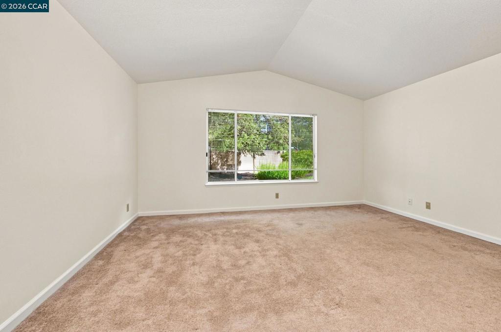 147 Summerset Court Property Photo 23