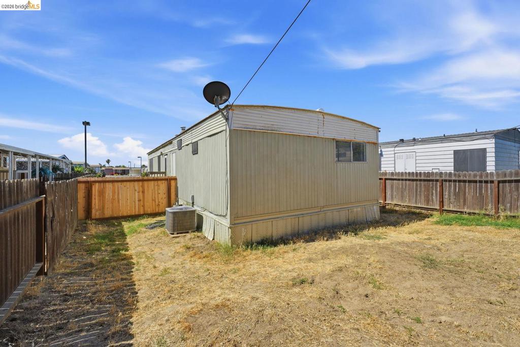 8200 Jantzen Rd Property Photo 15