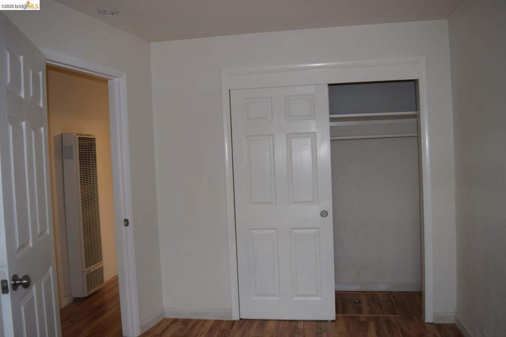 915 Sherman Oaks DR Property Photo 1