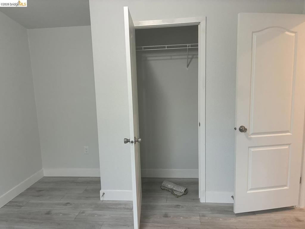 915 Sherman Oaks Dr Property Photo 37