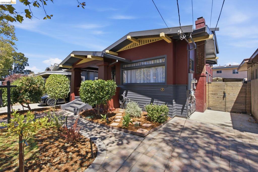 1504 Verdi St Property Photo 2