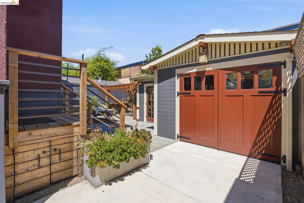 1504 Verdi St Property Photo 37