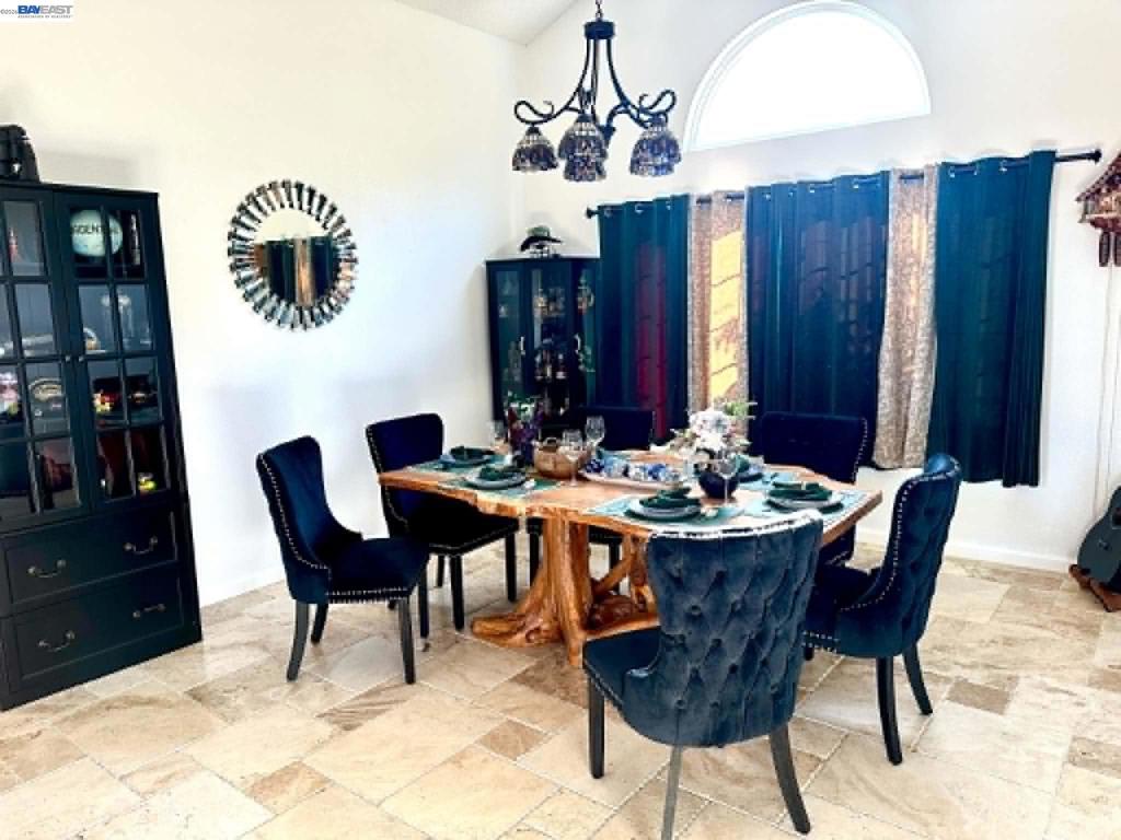 5182 Coach Property Photo 18