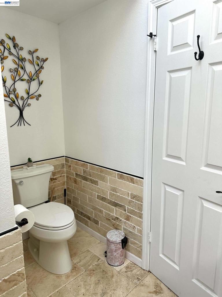 5182 Coach Property Photo 34