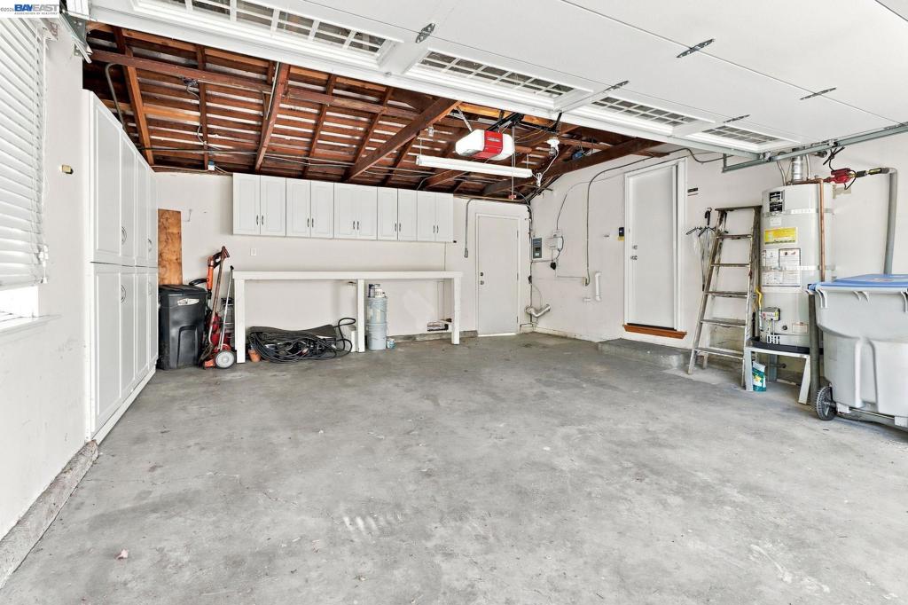 1654 Creek Dr Property Photo 28