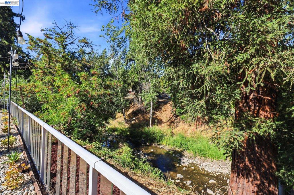 1654 Creek Dr Property Photo 36