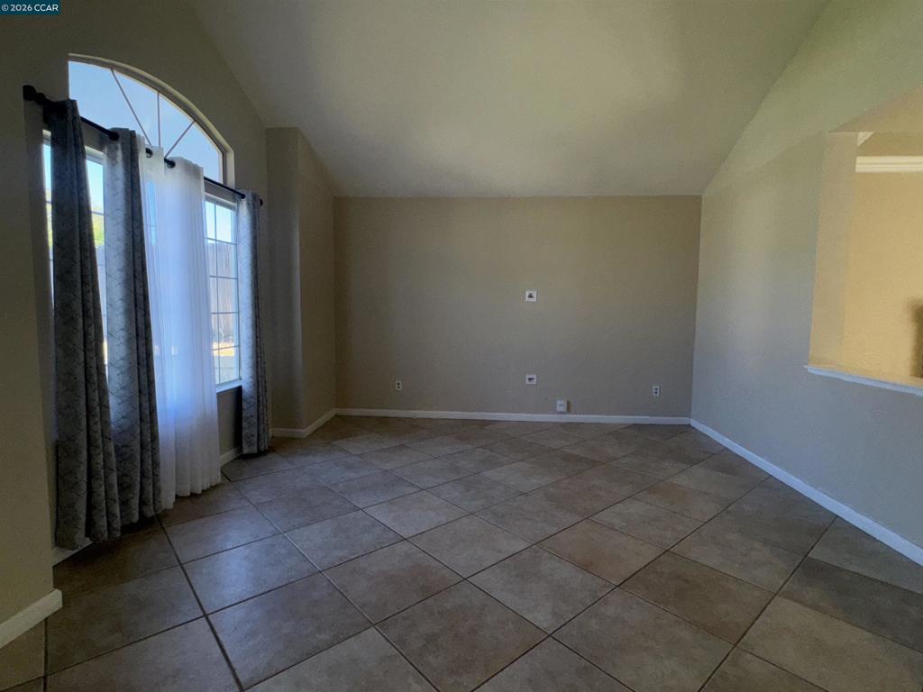 4109 Richard Way Property Photo 3