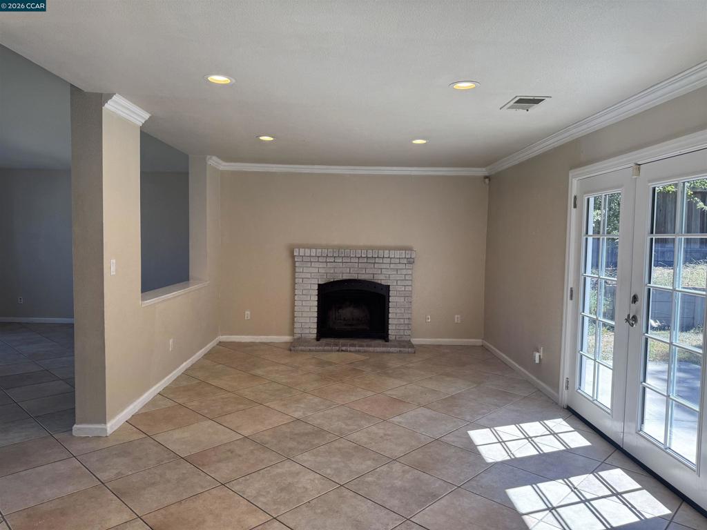 4109 Richard Way Property Photo 6