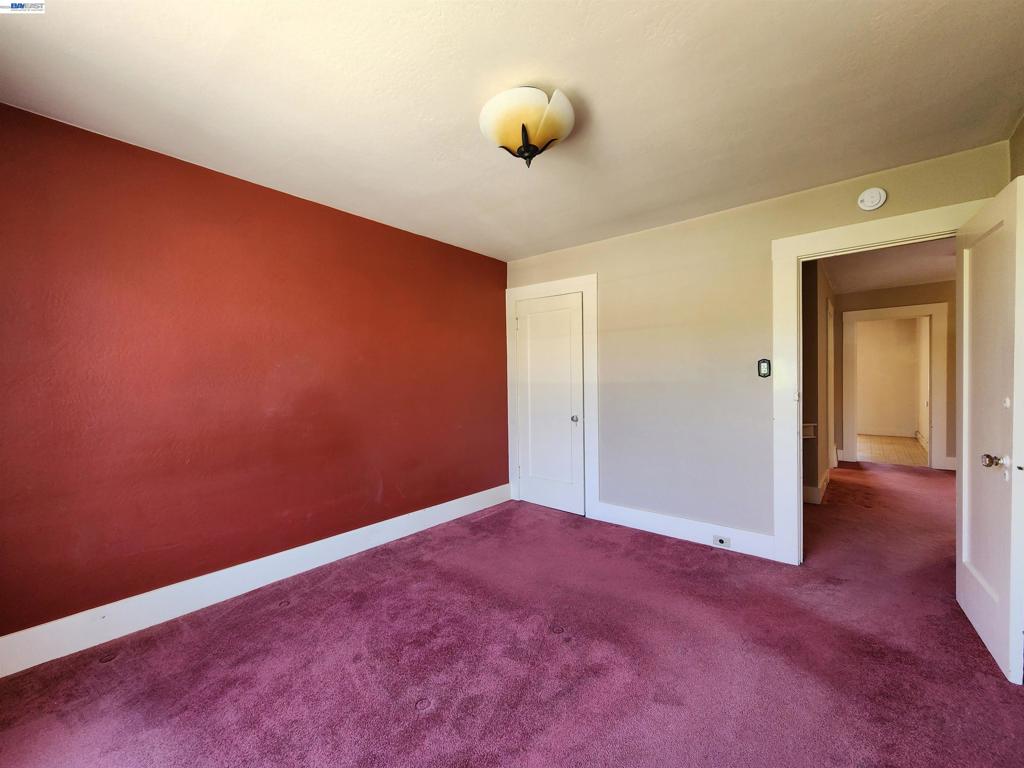 1470 25th Ave Property Photo 5