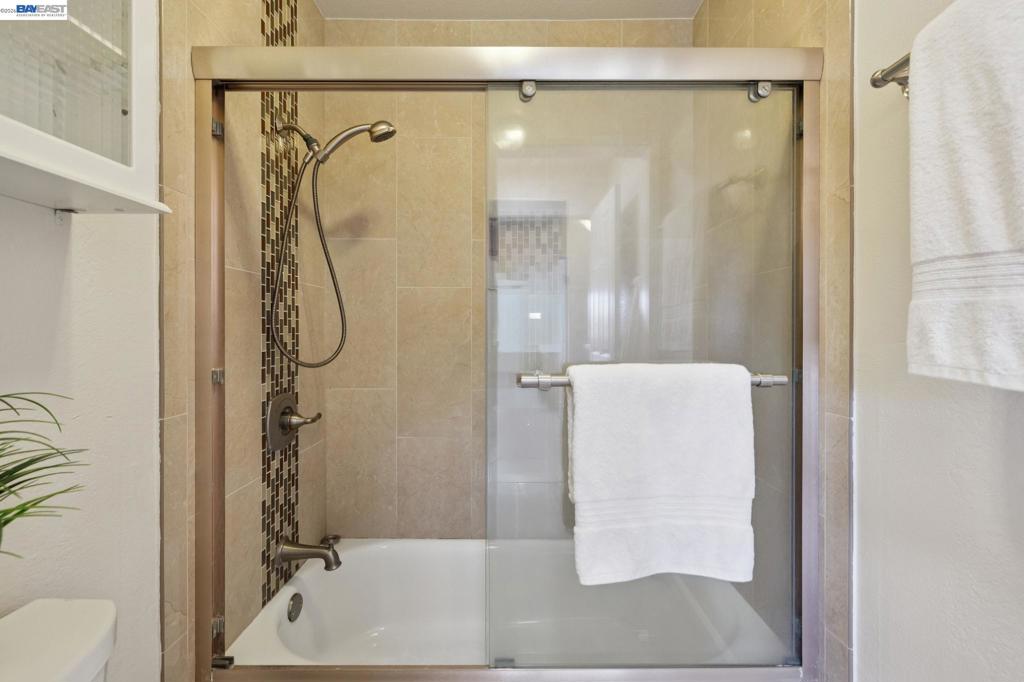 3560 Kirkcaldy St Property Photo 44