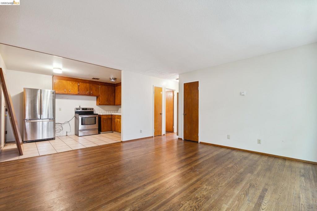 1612 Parker St Property Photo 8