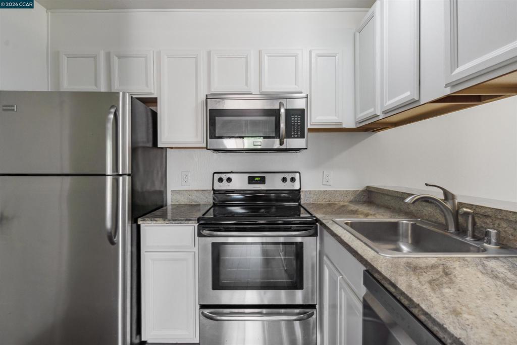 1194 Honey Trail Property Photo 16
