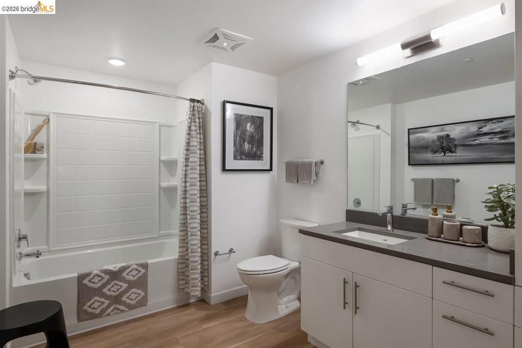 260 Brooklyn Basin Way 533 Property Photo 13
