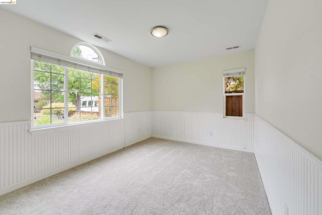 1894 Granada Dr Property Photo 18