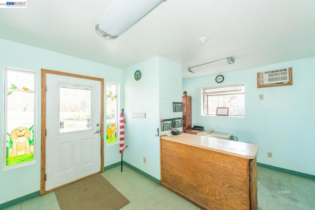 1790 Main St. Property Photo 11