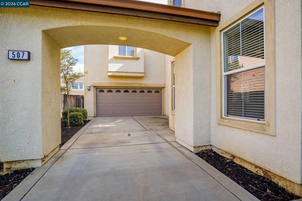 507 Livingston Court Property Photo 4
