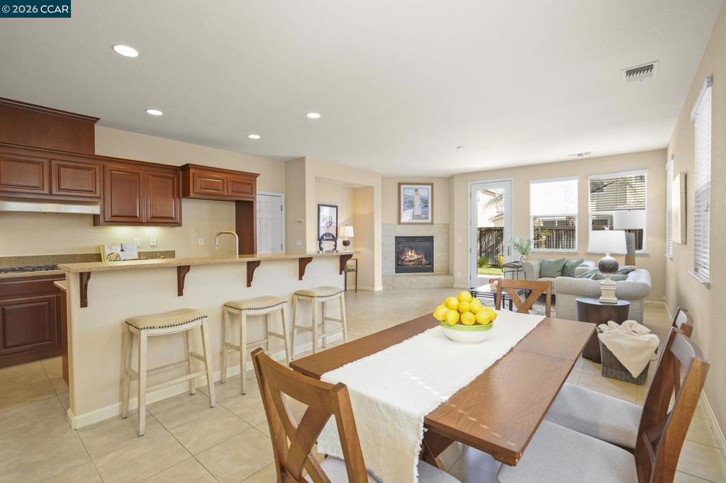 507 Livingston Court Property Photo 16
