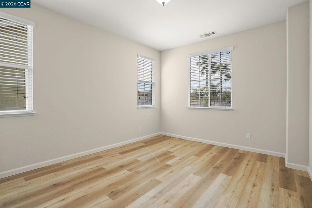 507 Livingston Court Property Photo 34
