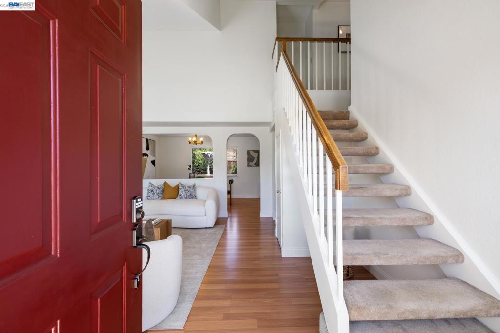 2227 Emerald Hills Cir Property Photo 5