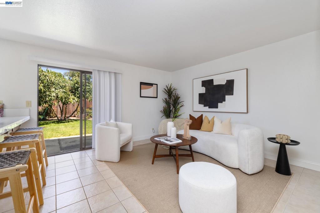 2227 Emerald Hills Cir Property Photo 17