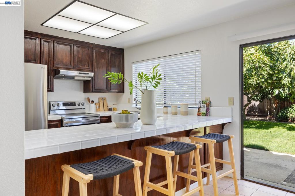 2227 Emerald Hills Cir Property Photo 19