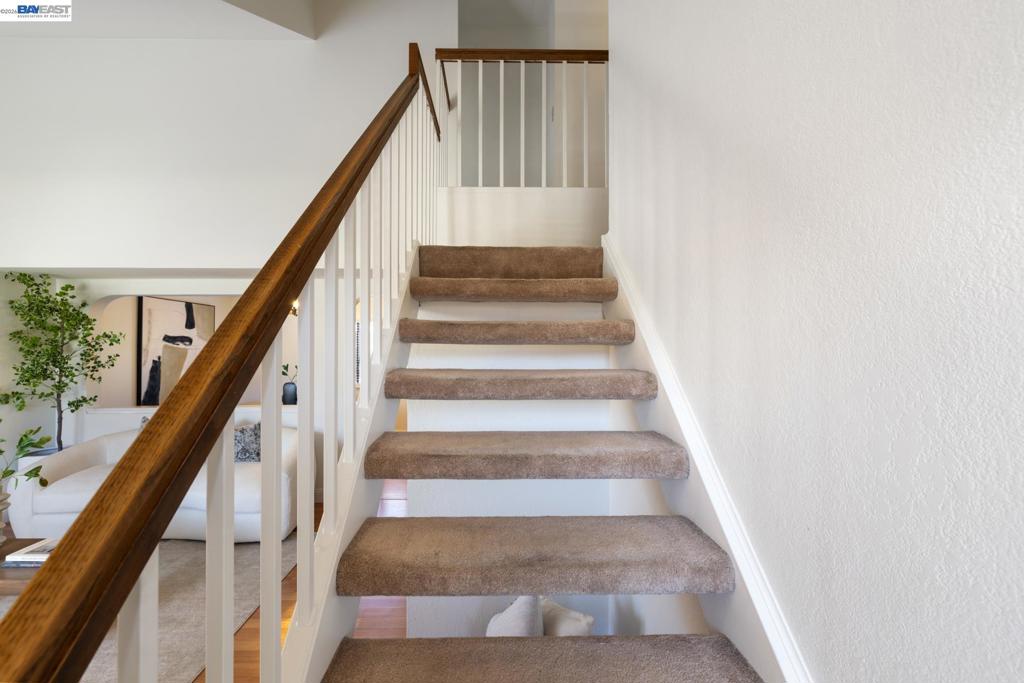 2227 Emerald Hills Cir Property Photo 25
