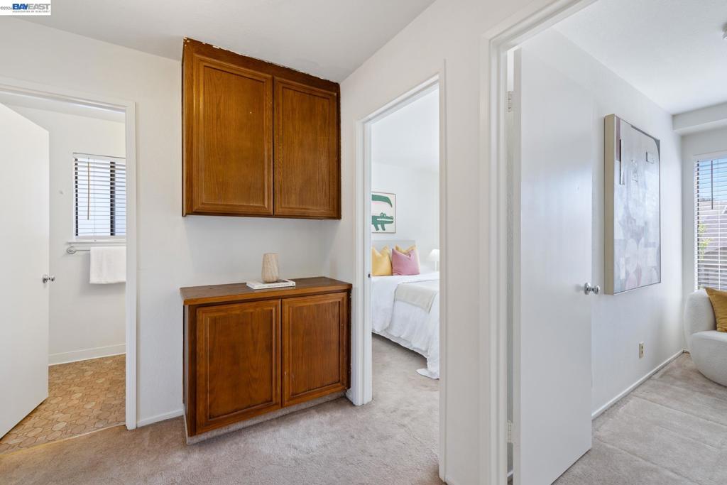 2227 Emerald Hills Cir Property Photo 32