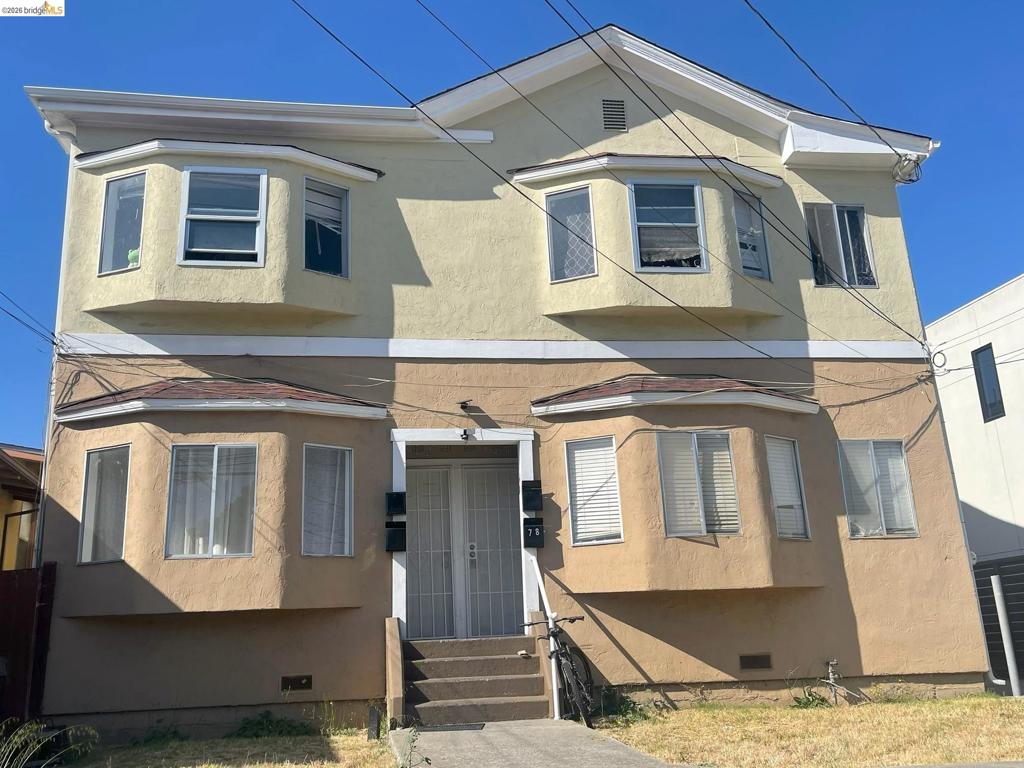 738 34th St Property Photo 1