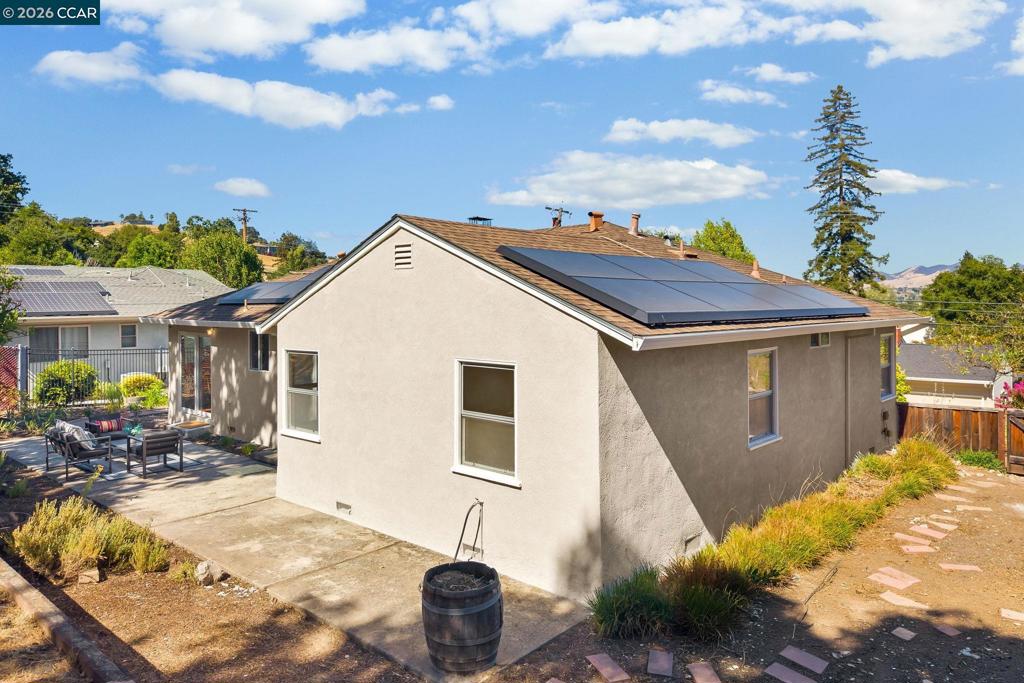 1277 Juanita Dr Property Photo 20