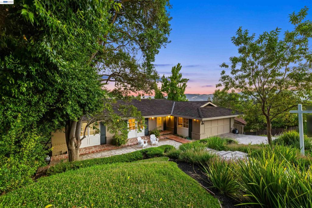 25 Pulido Ct