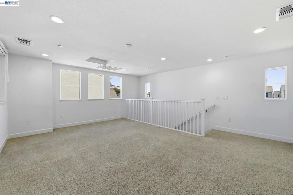 8553 Schooner Way Property Photo 6