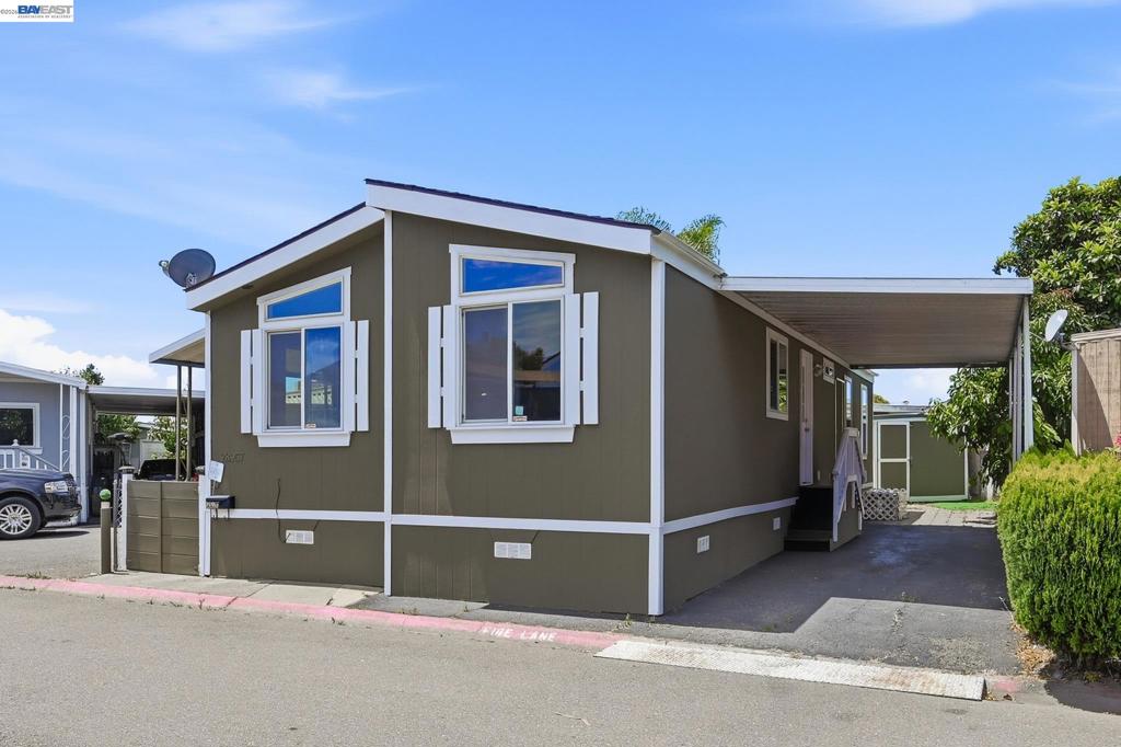28957 Venus St Property Photo 1