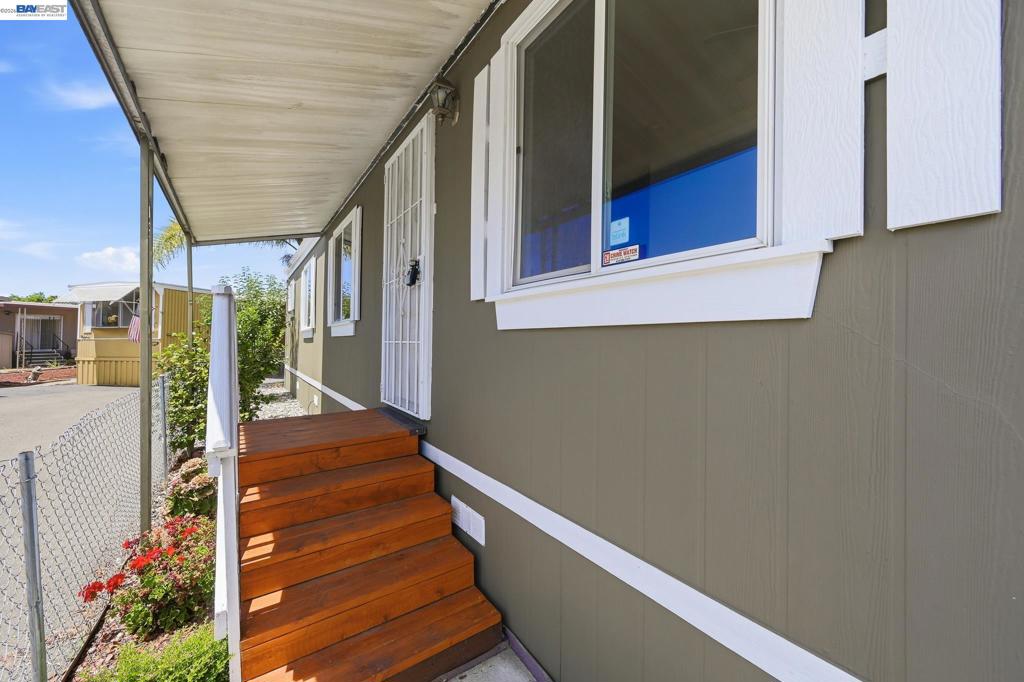 28957 Venus St Property Photo 9