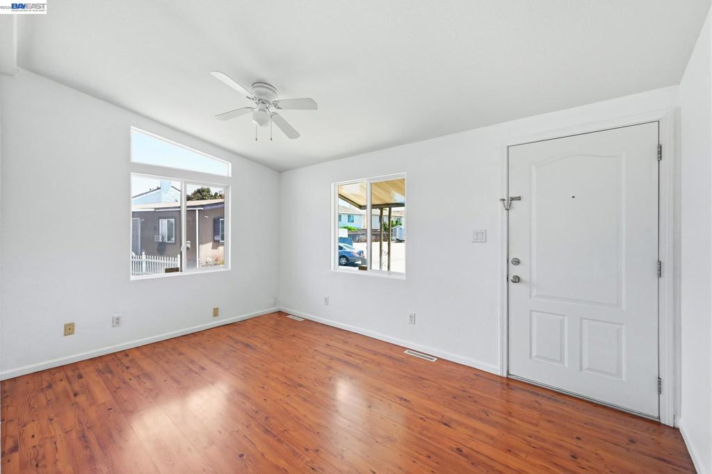 28957 Venus St Property Photo 14