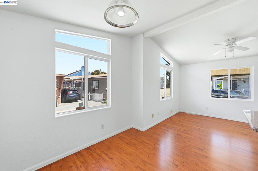 28957 Venus St Property Photo 16