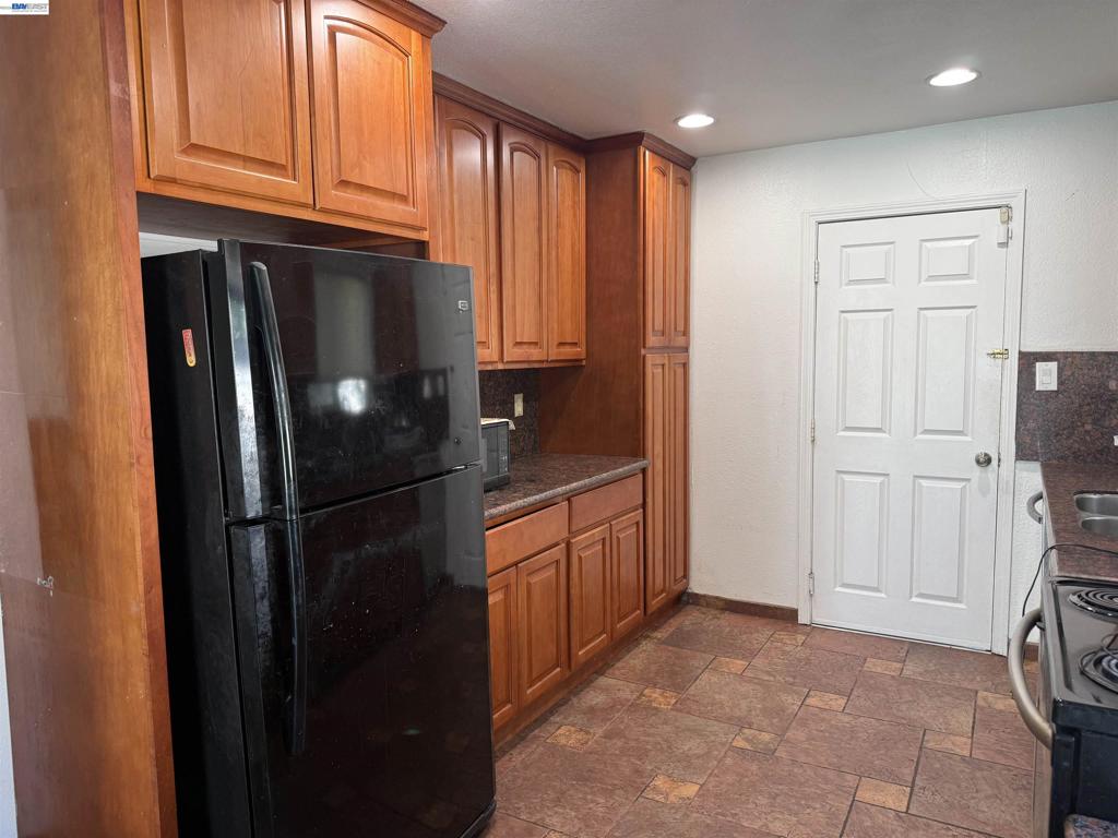 2784 Entrada Cir Property Photo 8