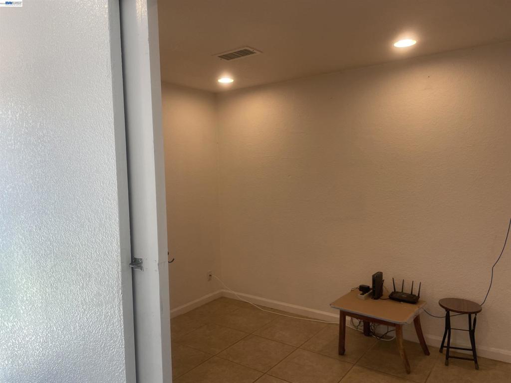 2784 Entrada Cir Property Photo 15