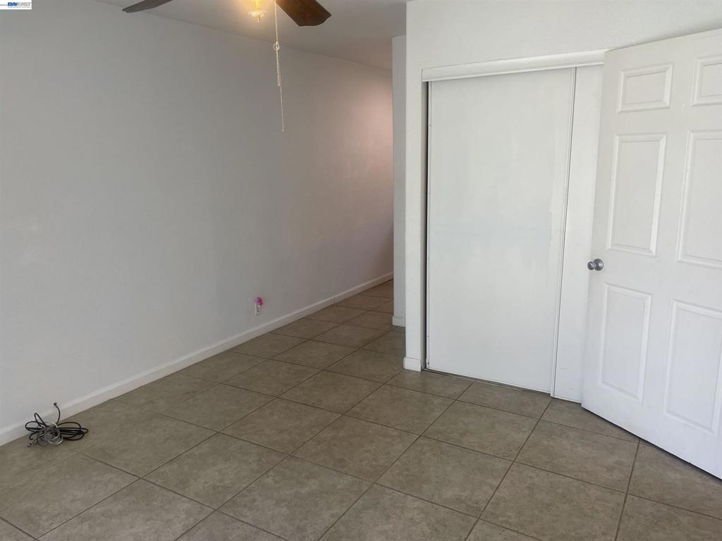 2784 Entrada Cir Property Photo 17
