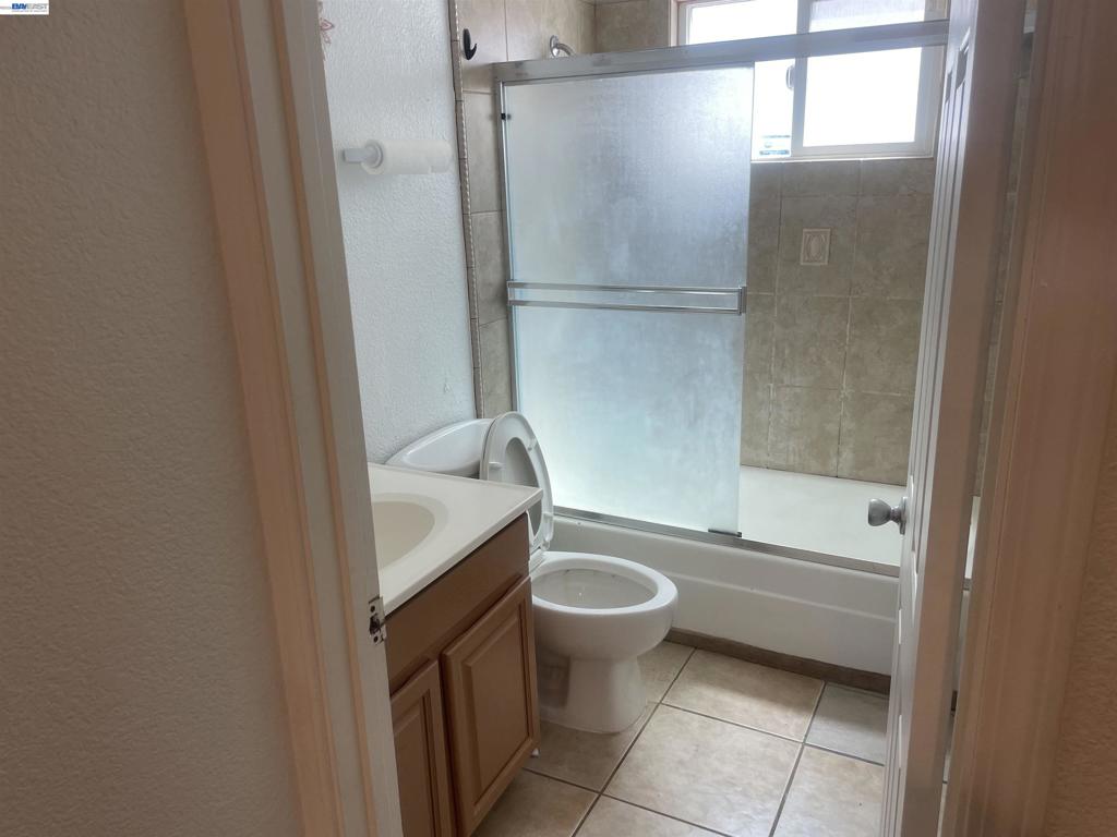 2784 Entrada Cir Property Photo 27